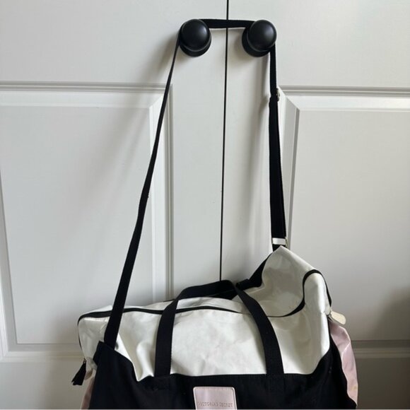 Victoria's Secret | Black & White Duffle Gym Bag Weekender Tote | One Size - Picture 8 of 16